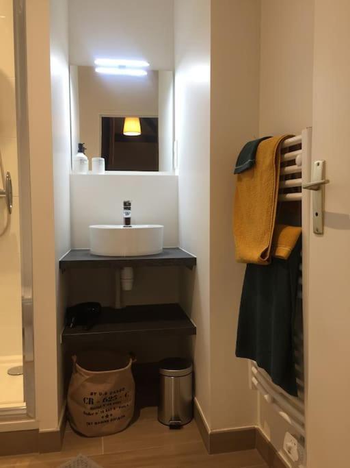 Appartement En Coeur De Ville Angers Esterno foto