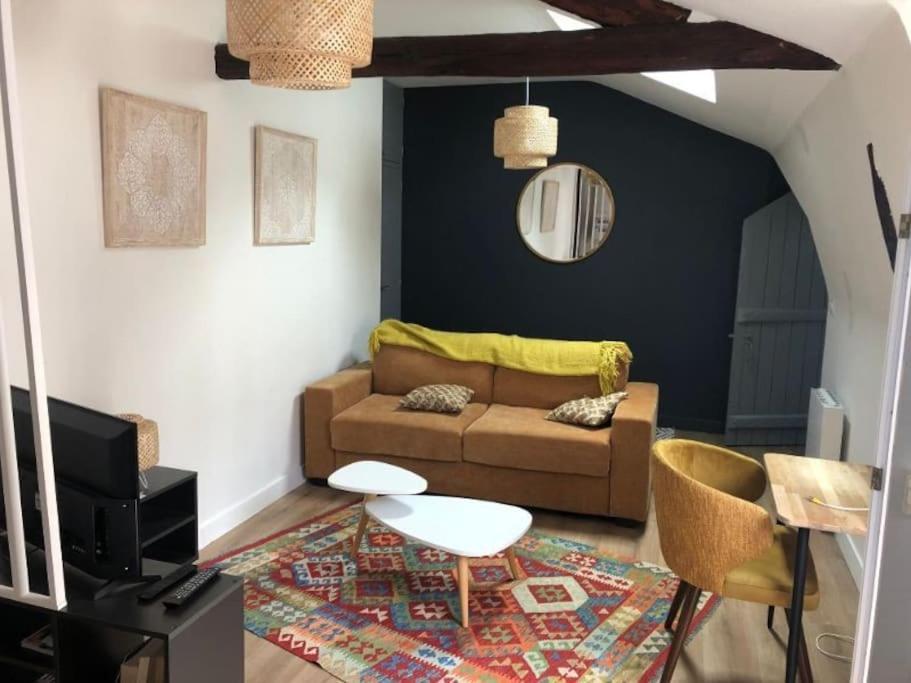 Appartement En Coeur De Ville Angers Esterno foto